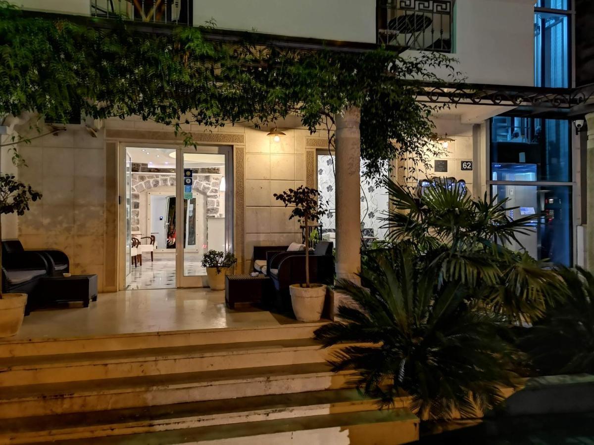 Perla Di Mare 3* Budva