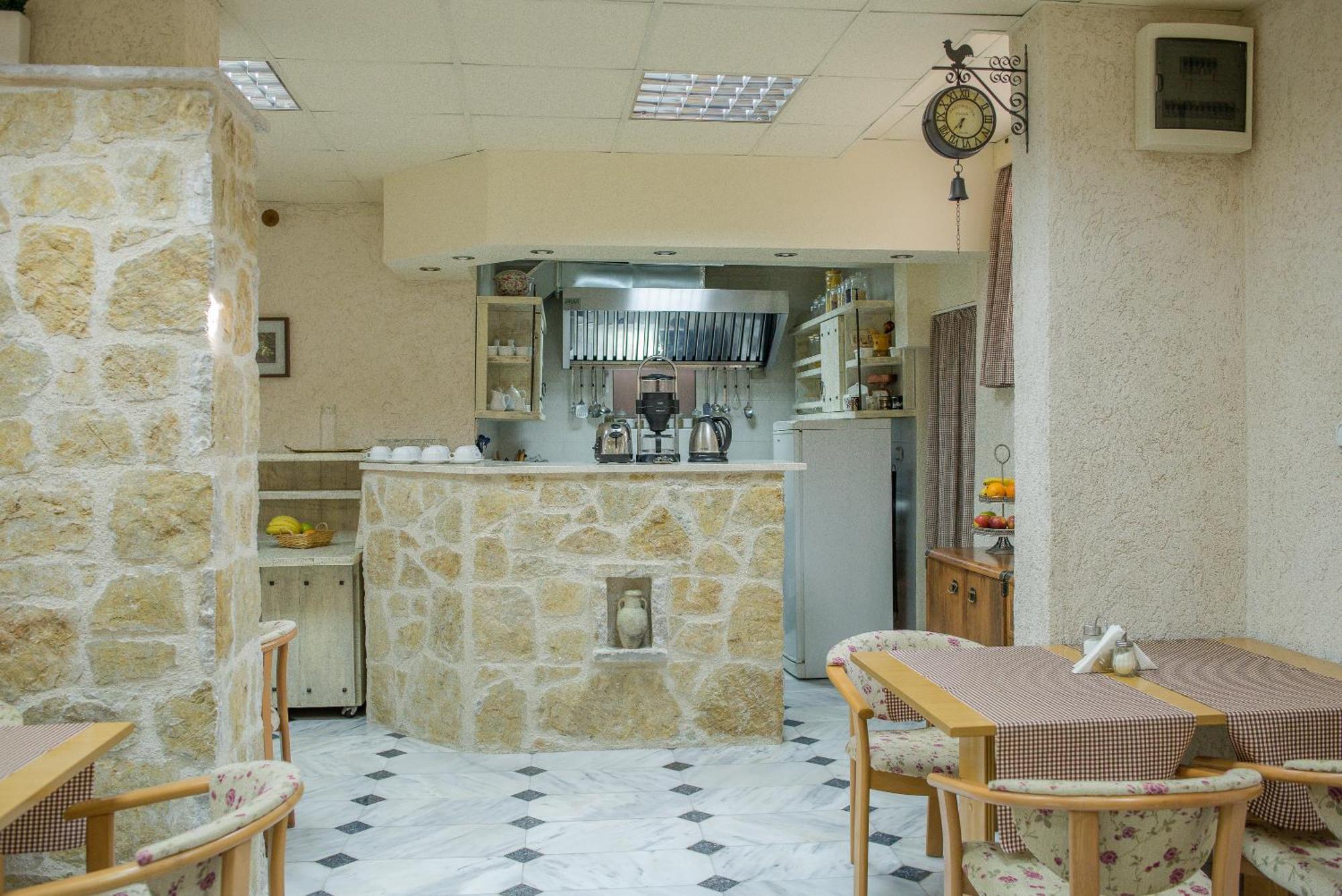 Perla Di Mare Oda ve Kahvaltı Budva