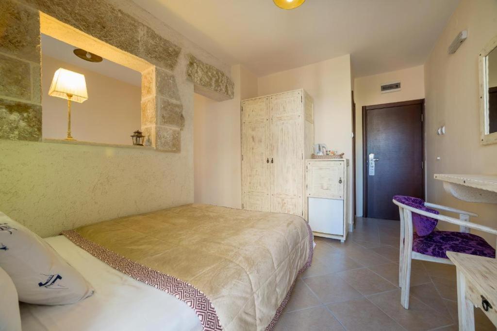 Perla Di Mare Oda ve Kahvaltı Budva