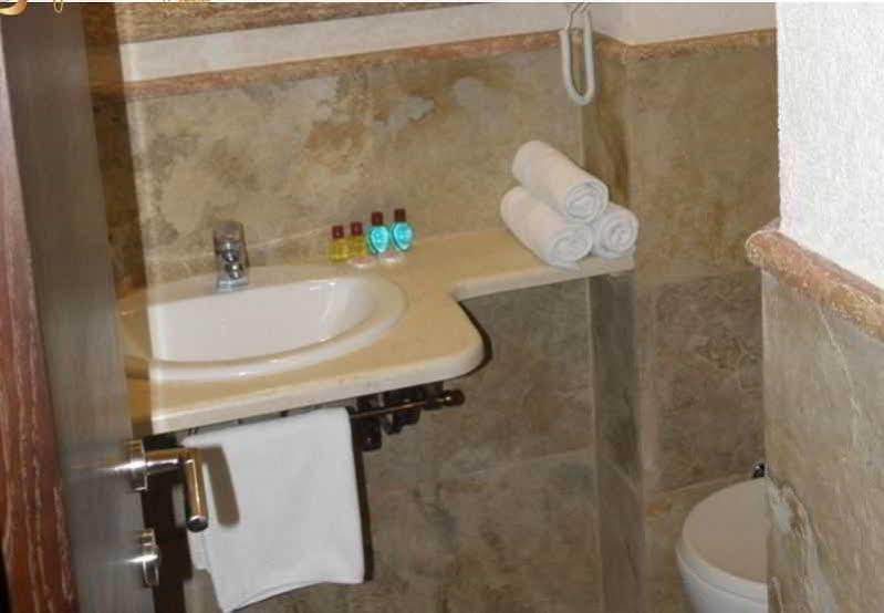 Oda ve Kahvaltı Perla Di Mare 3*