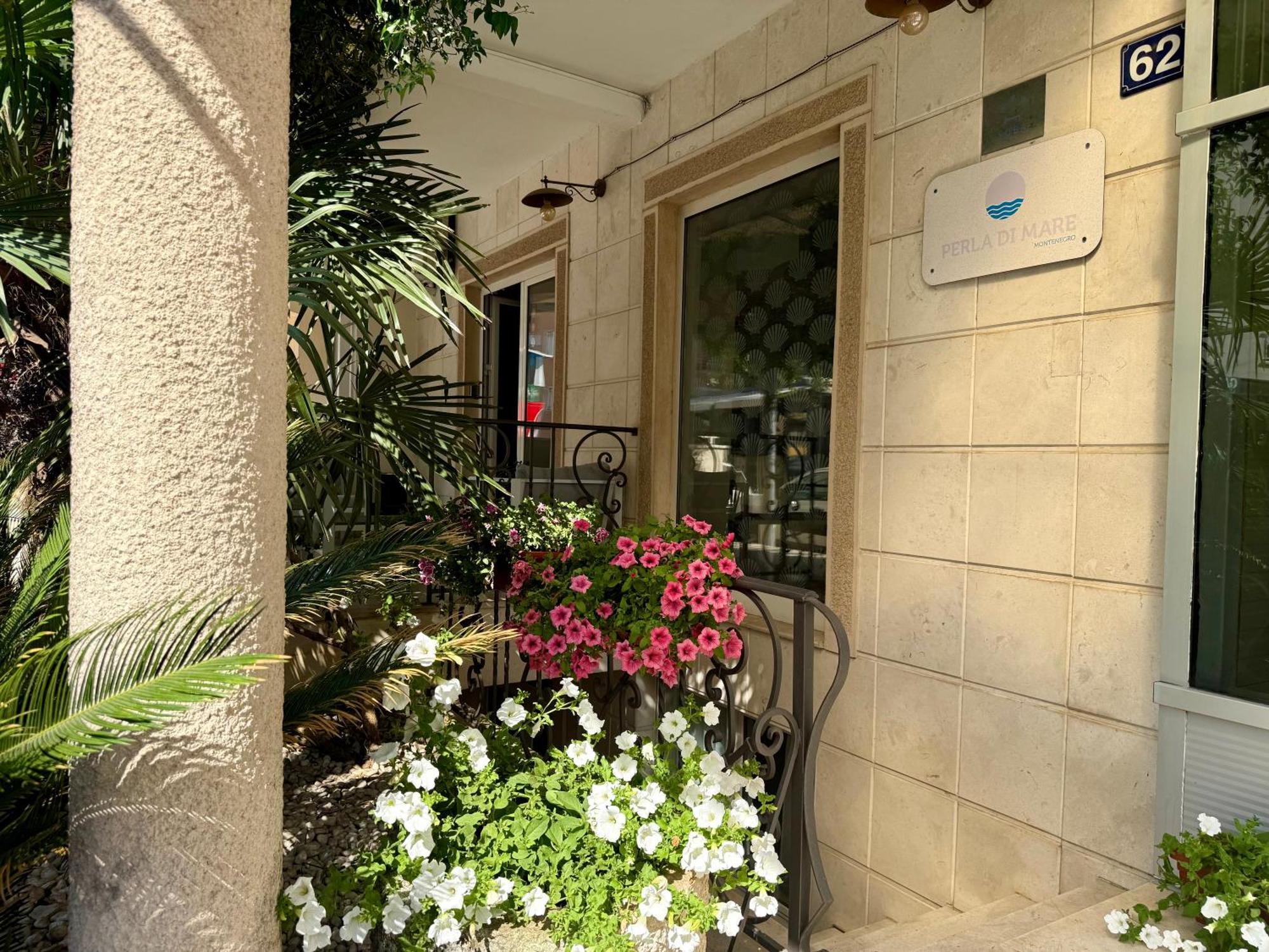 Oda ve Kahvaltı Perla Di Mare 3*