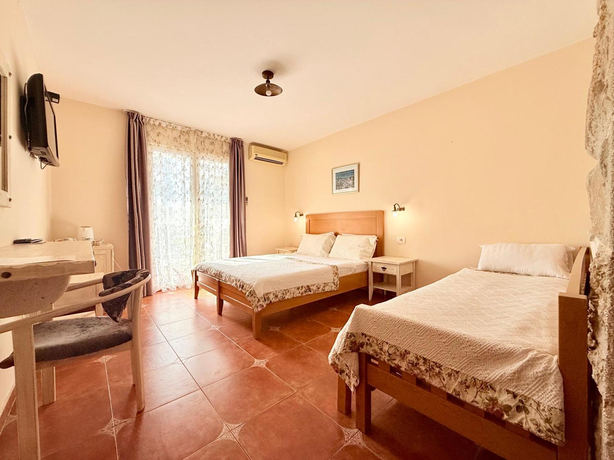 Perla Di Mare Bed & Breakfast Budva