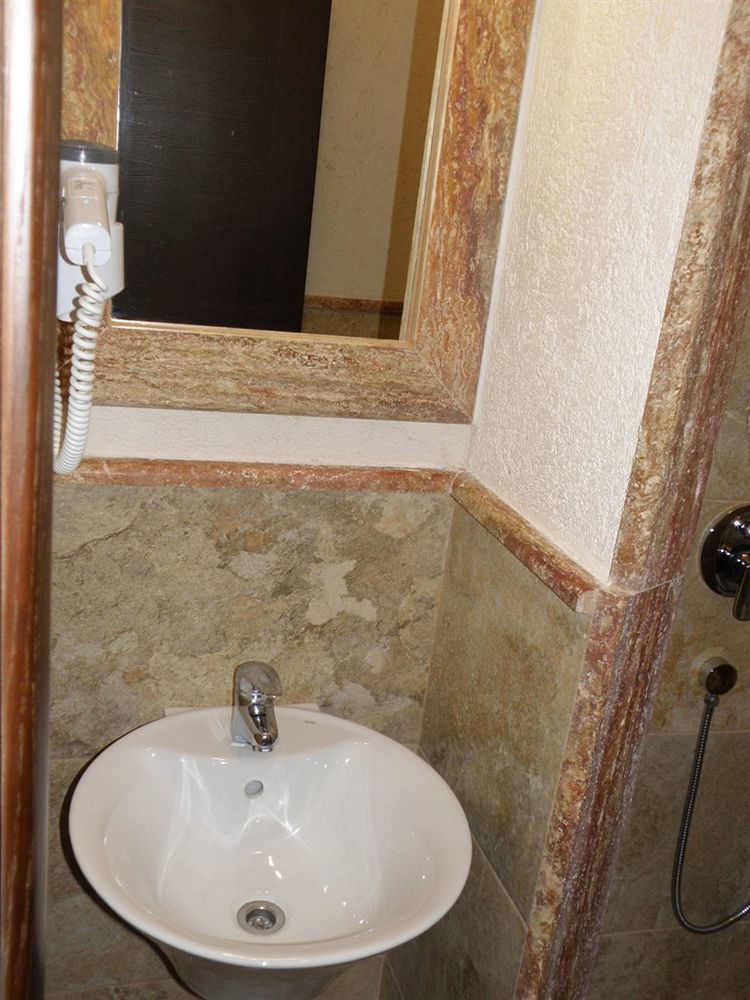 Perla Di Mare Bed & Breakfast Budva
