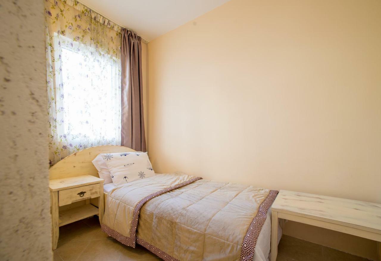 Perla Di Mare Bed & Breakfast Budva